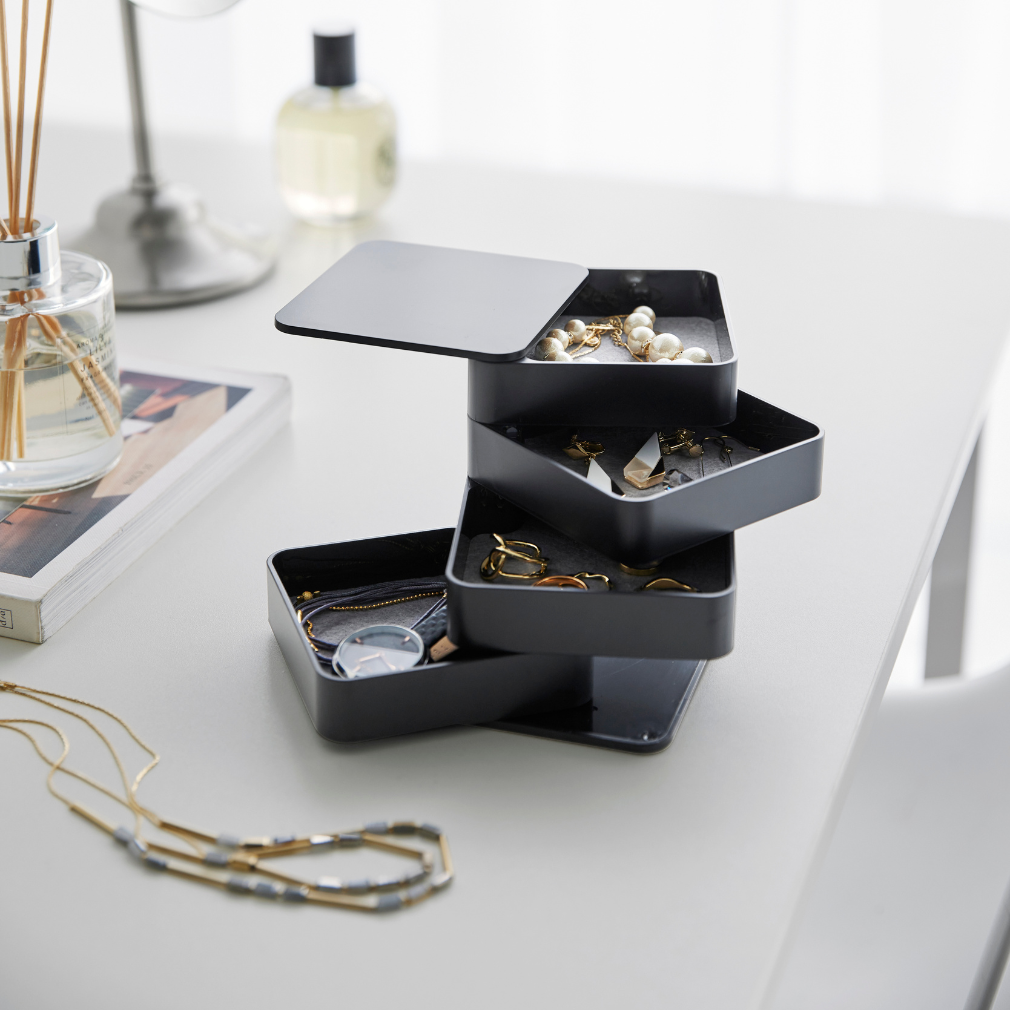 quadratische Schmuckdose - schwarz