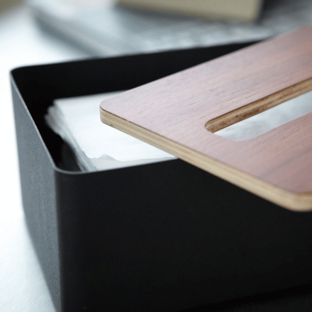 RIN Kosmetiktuchbox aus Metall und Holz - Schwarz Taschentuchbox