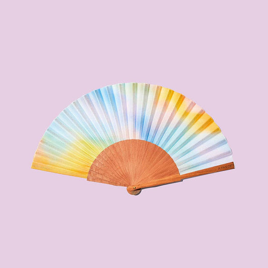 handfaecher zarte farben pastell