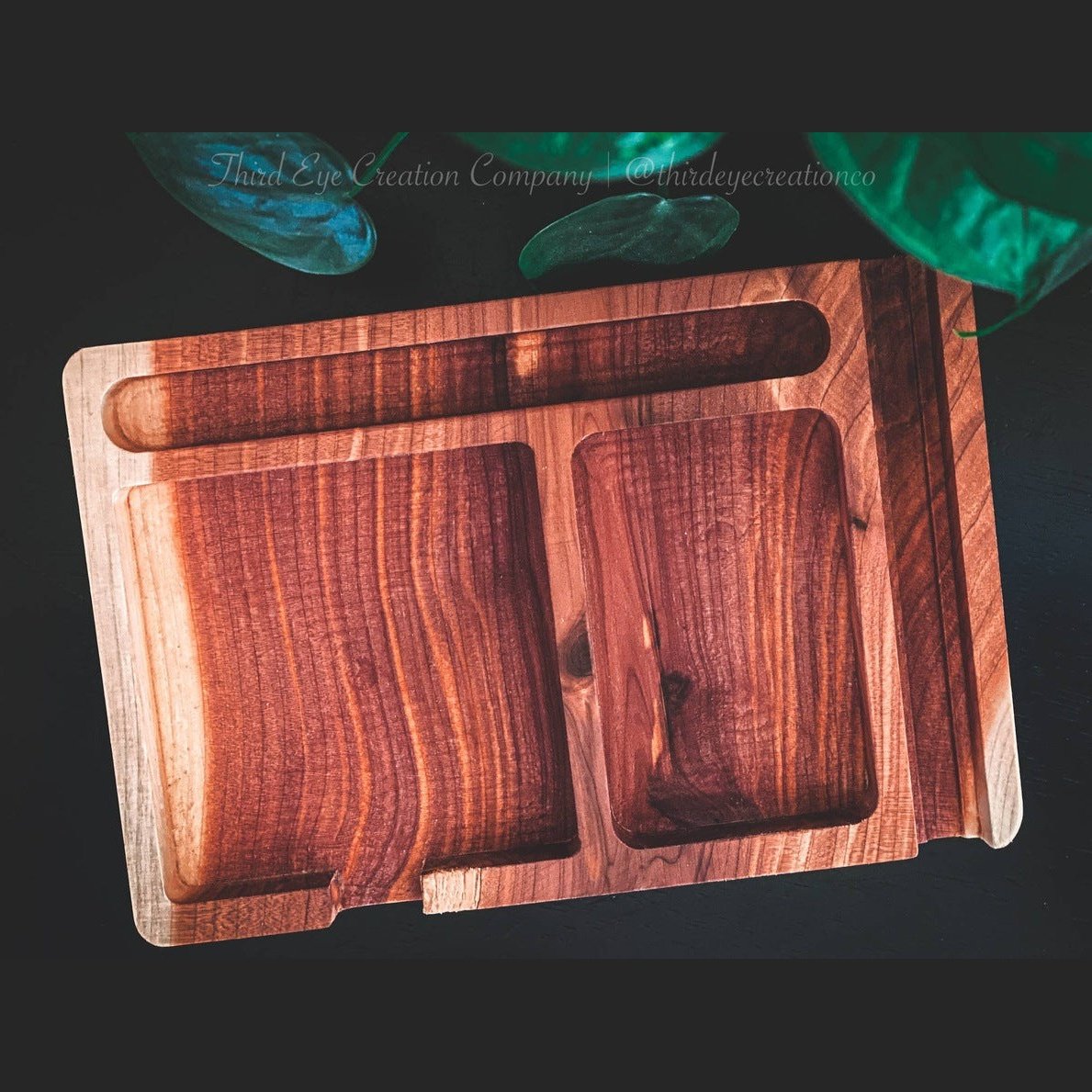 Third Eye Creation Company Schreibtischorganizer aus Zedernholz - Quadrat