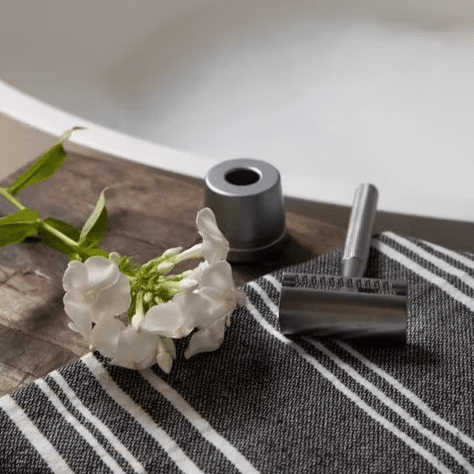 Wondr Care Sicherheitsrasierer mit Ständer - schwarz