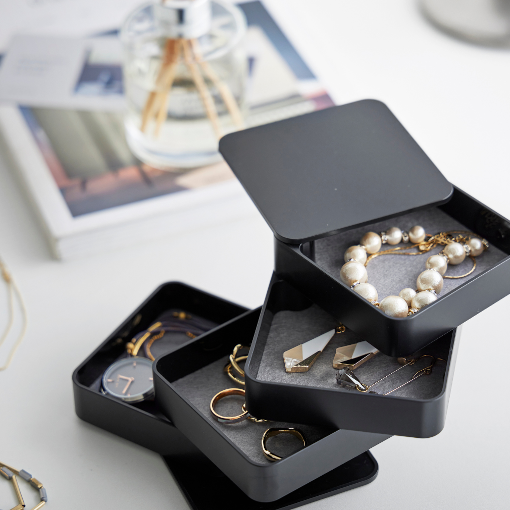 quadratische Schmuckdose - schwarz