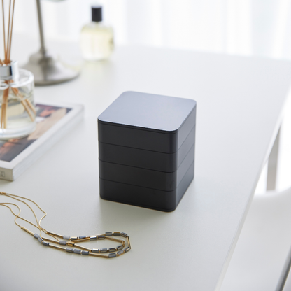 quadratische Schmuckdose - schwarz