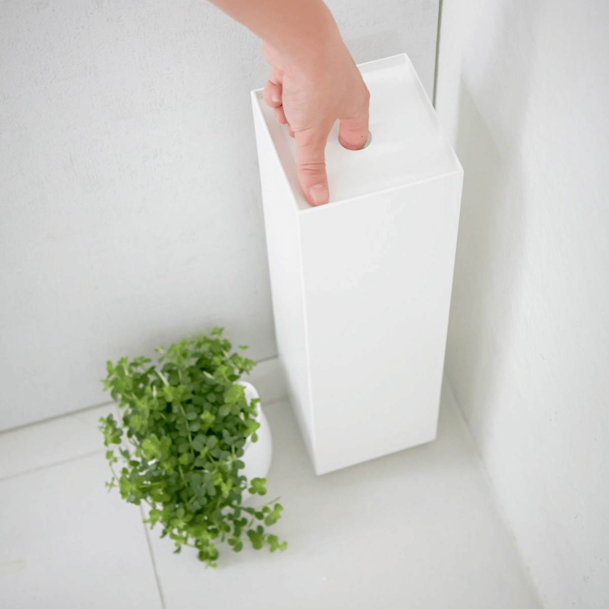TOWER Toilettenpapierhalter - Weiß Toilettenpapierhalter