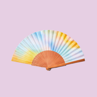 handfaecher zarte farben pastell