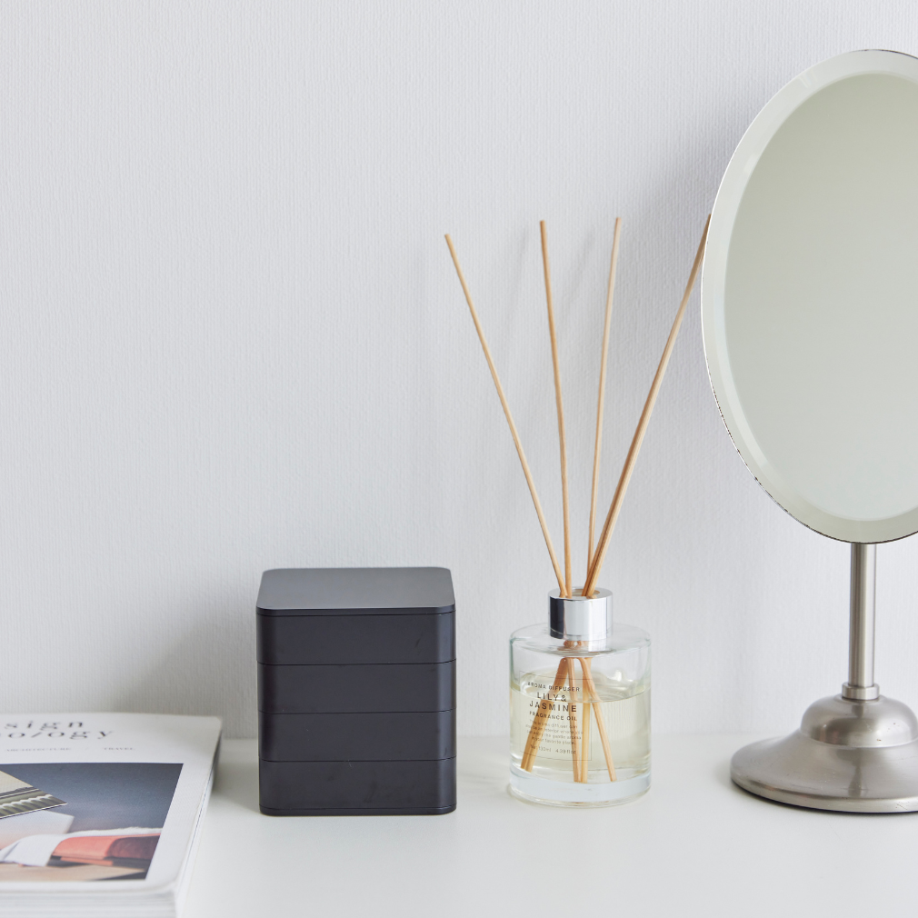 quadratische Schmuckdose - schwarz