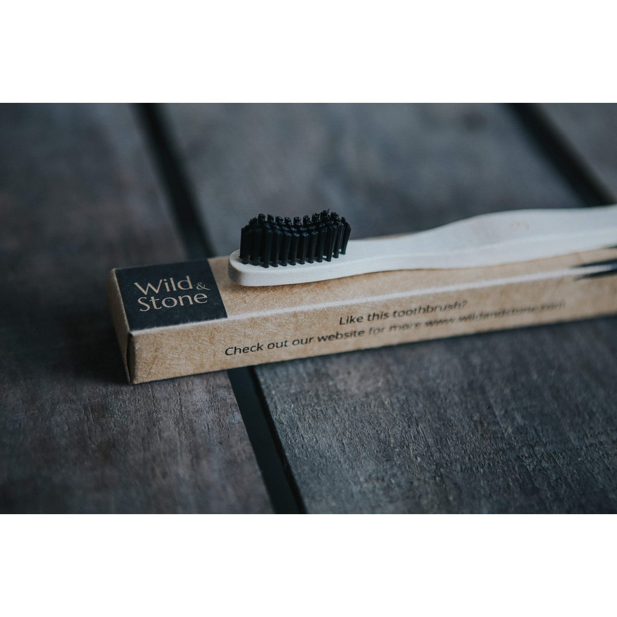Bambuszahnbürste für Erwachsene - Wild and Stone - Zahnpflege | Waya