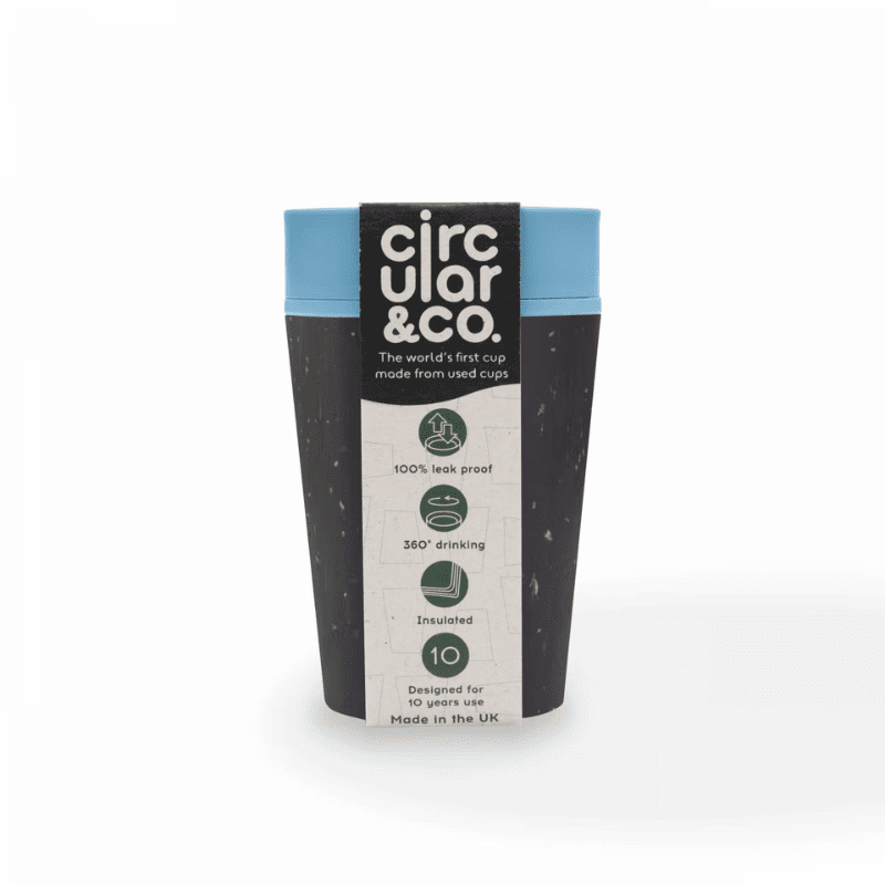 kleiner Kaffeebecher aus recycelten Materialien - verschiedene Farben Circular&Co